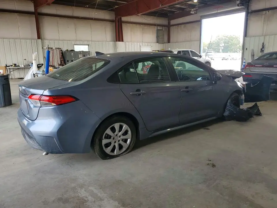 2025 TOYOTA COROLLA   