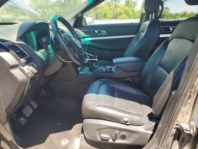2017 FORD EXPLORER XLT  