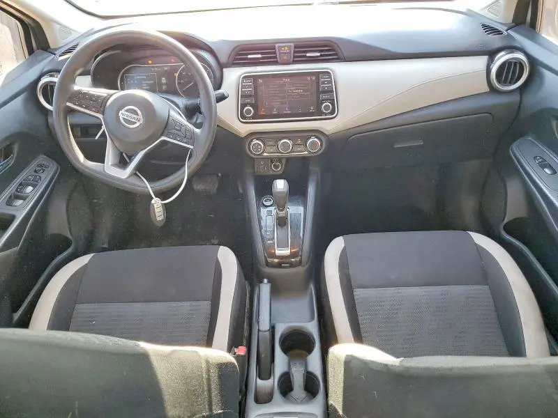 2021 NISSAN VERSA SV  