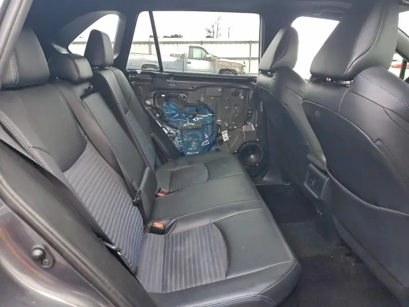 2019 TOYOTA RAV4 XSE  