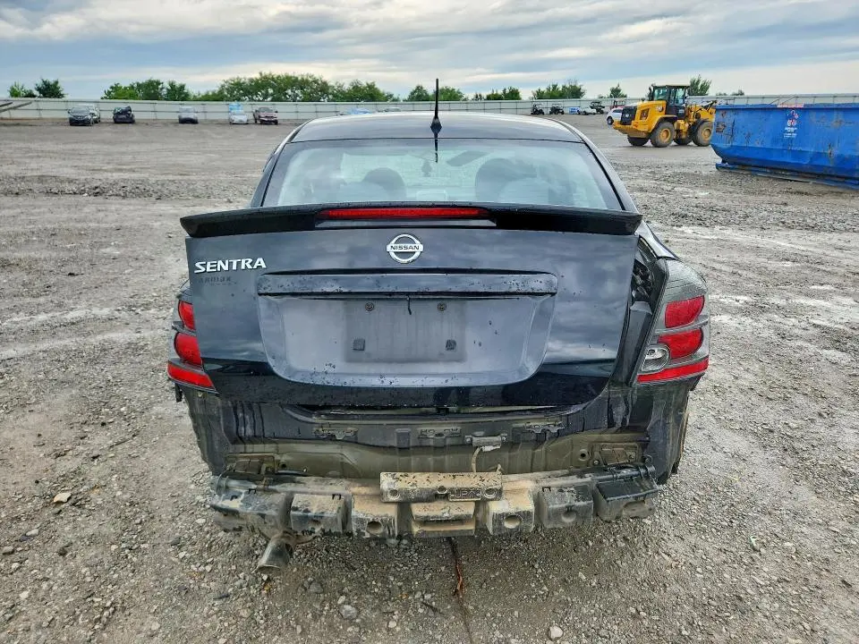 2010 NISSAN SENTRA 2.0  