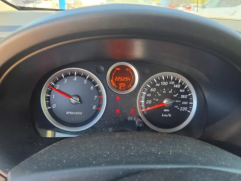 2011 NISSAN SENTRA 2.0  
