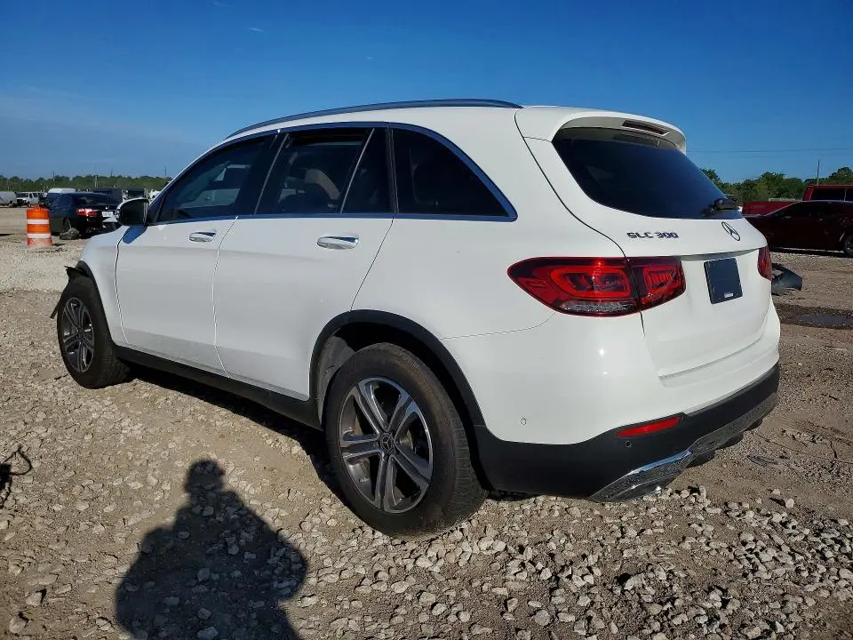 2021 MERCEDES-BENZ GLC 300  
