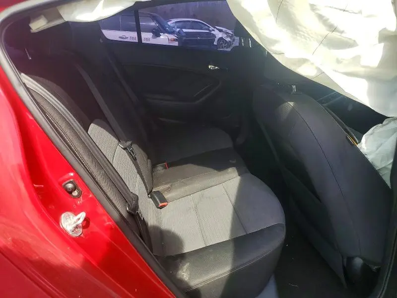 2016 KIA FORTE LX  