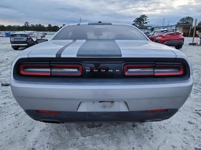 2016 DODGE CHALLENGER SXT  