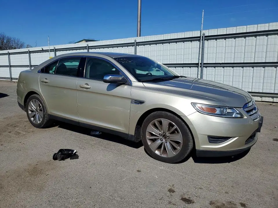 2011 FORD TAURUS   
