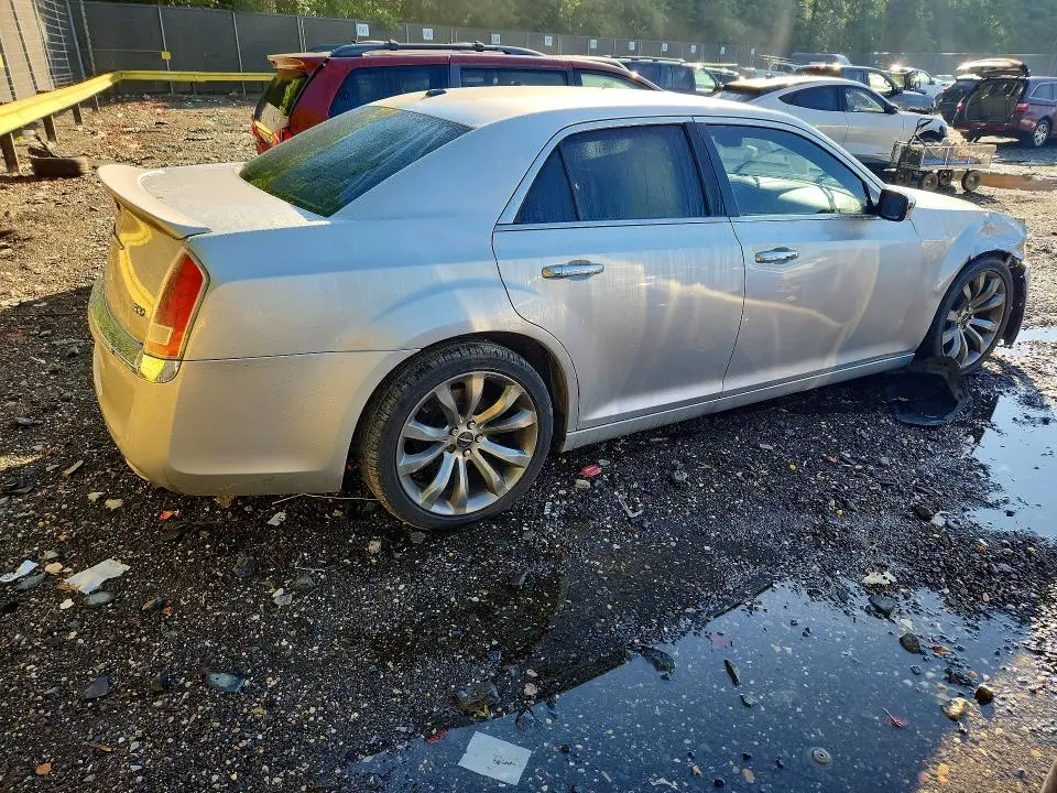 2012 CHRYSLER 300 LIMITED  