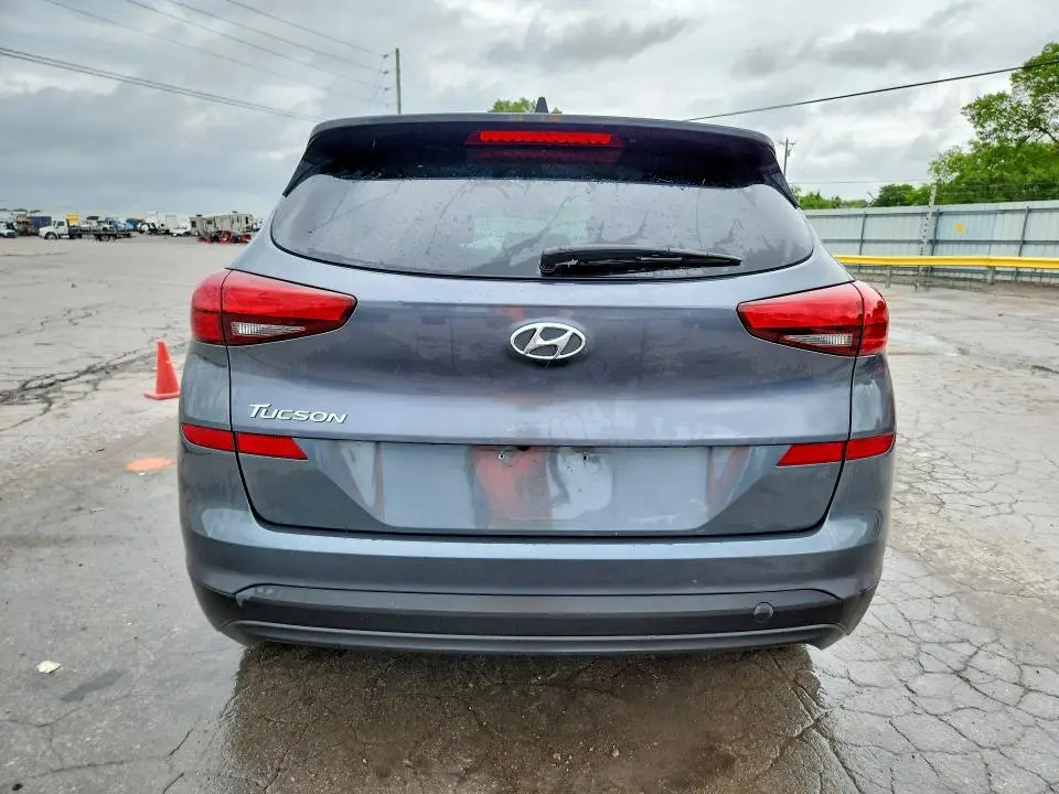 2019 HYUNDAI TUCSON SE  