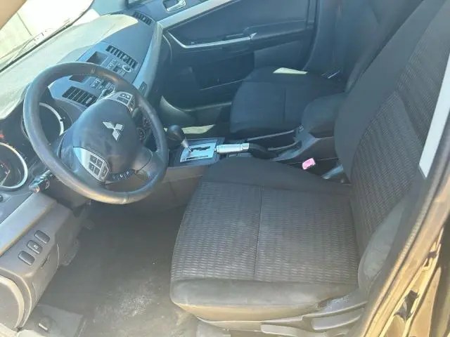 2013 MITSUBISHI LANCER SE