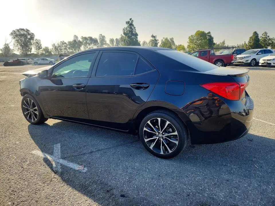 2019 TOYOTA COROLLA SE  
