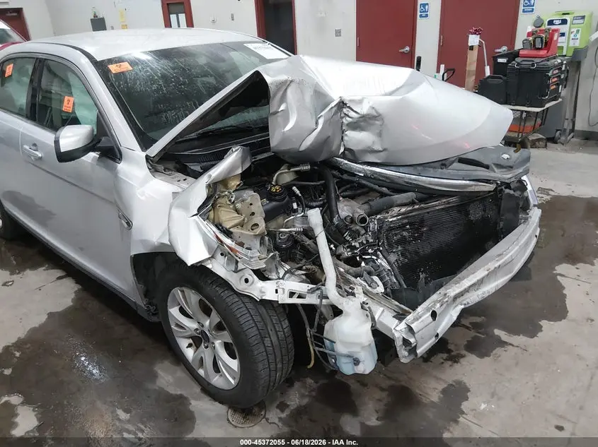 2011 FORD TAURUS SEL
