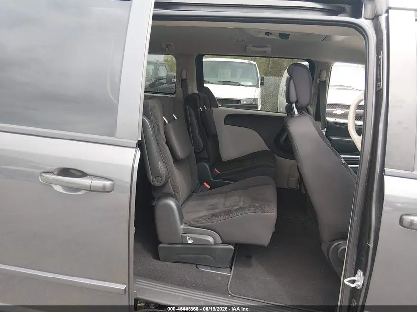 2017 DODGE GRAND CARAVAN SE