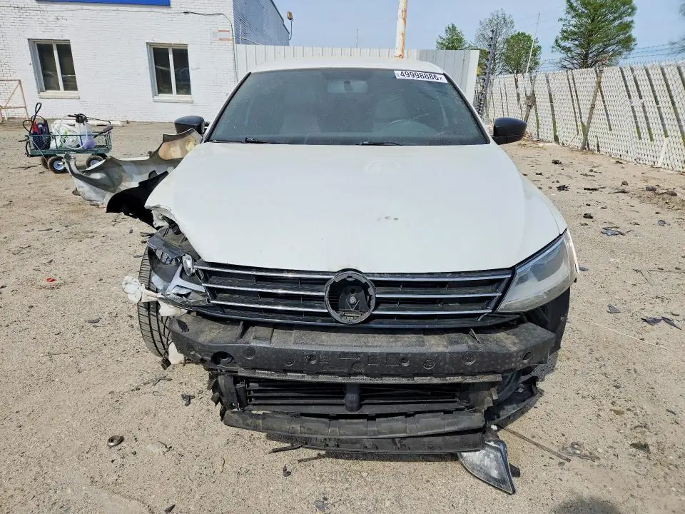2016 VOLKSWAGEN JETTA SPORT  