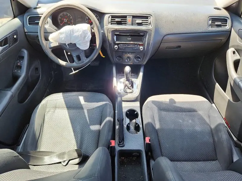 2013 VOLKSWAGEN JETTA BASE  