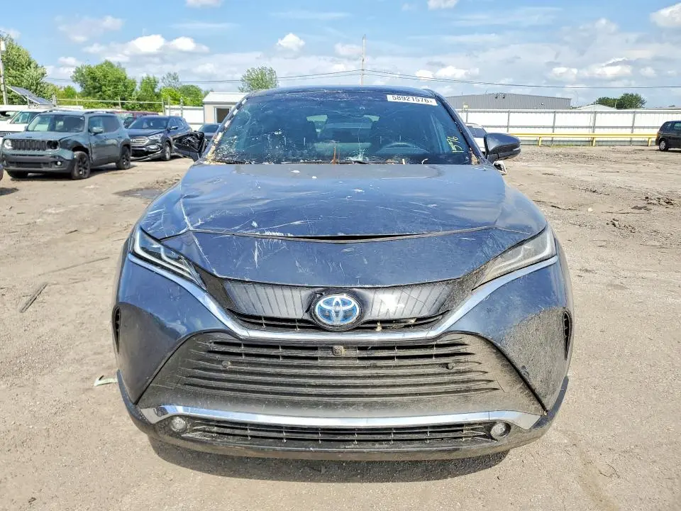 2024 TOYOTA VENZA LIMITED  