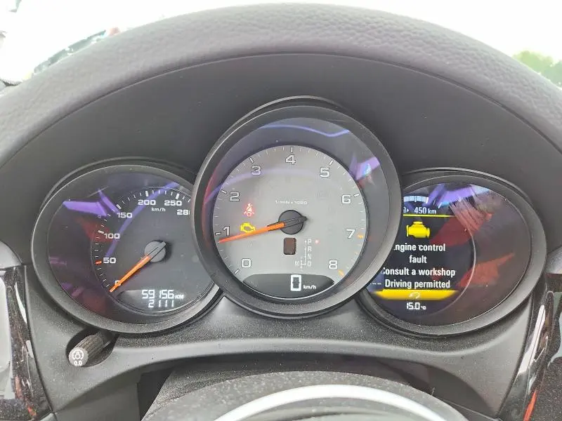 2021 PORSCHE MACAN S  
