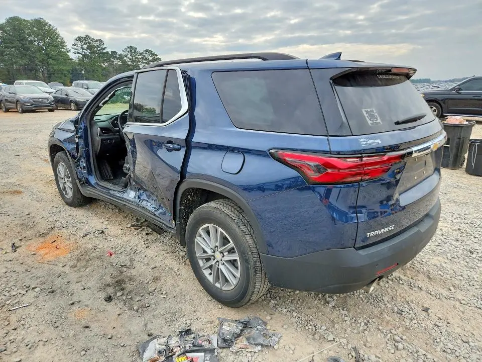 2022 CHEVROLET TRAVERSE LT  
