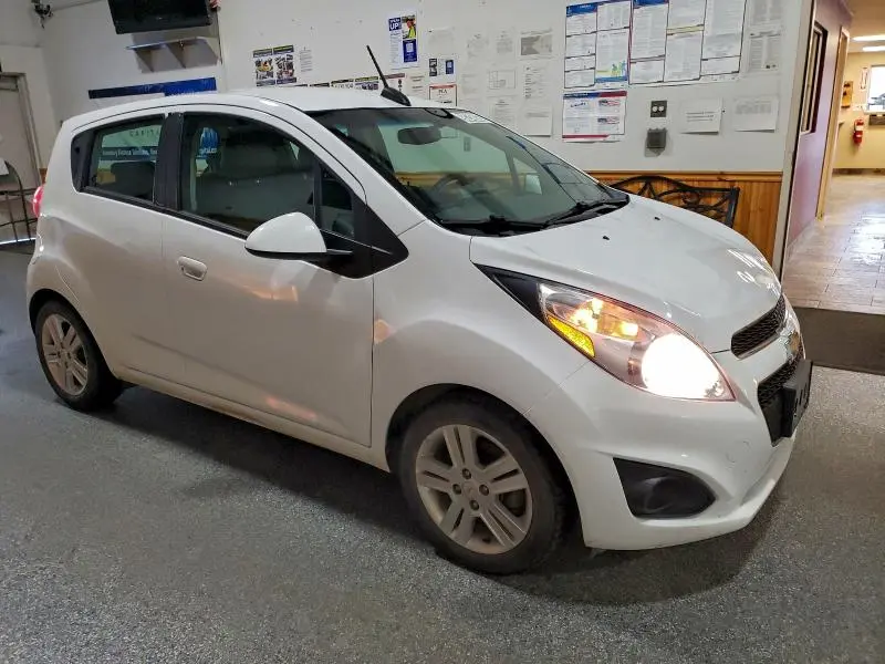 2015 CHEVROLET SPARK 1LT  