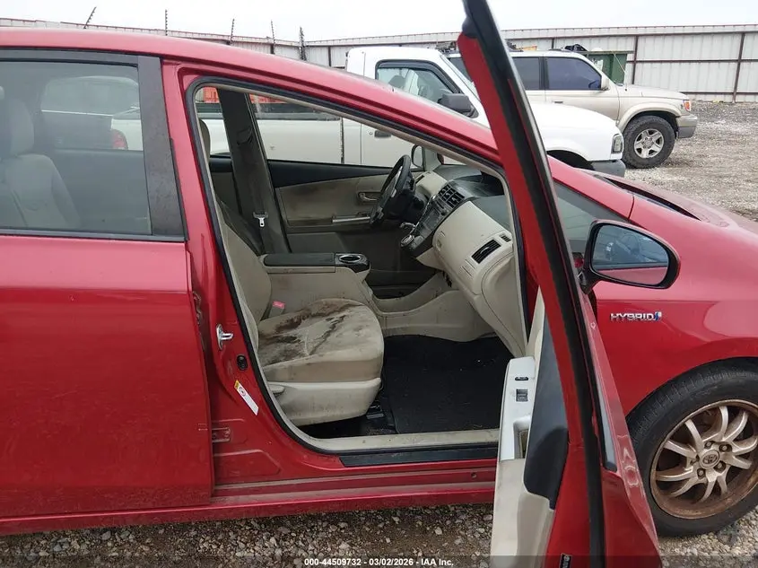 2012 TOYOTA PRIUS V TWO