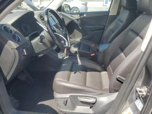 2017 VOLKSWAGEN TIGUAN S  