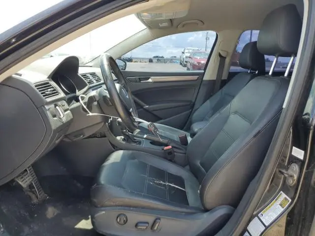2016 VOLKSWAGEN PASSAT S