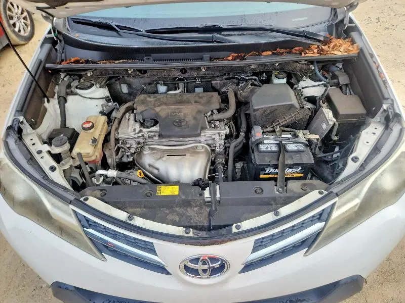 2014 TOYOTA RAV4 LE  