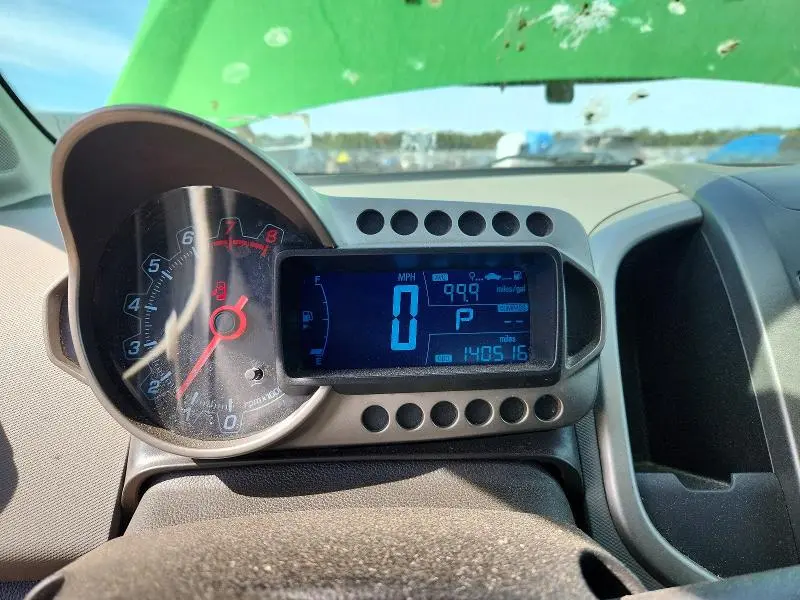 2015 CHEVROLET SONIC LT  