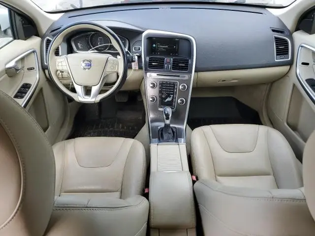 2015 VOLVO XC60 T6 PREMIER  