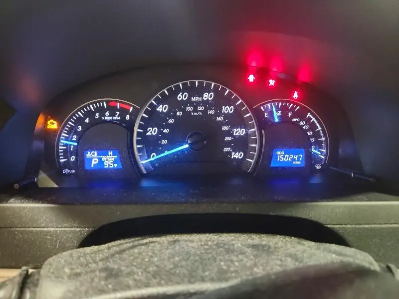 2012 TOYOTA CAMRY LE  