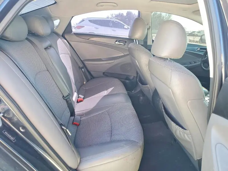 2013 HYUNDAI SONATA SE  