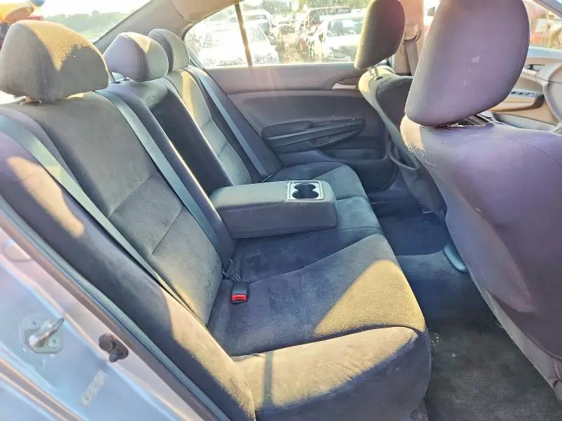 2010 HONDA ACCORD LX  
