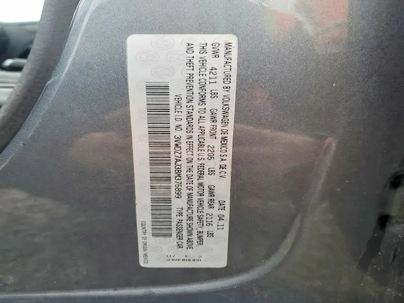 2011 VOLKSWAGEN JETTA SE  