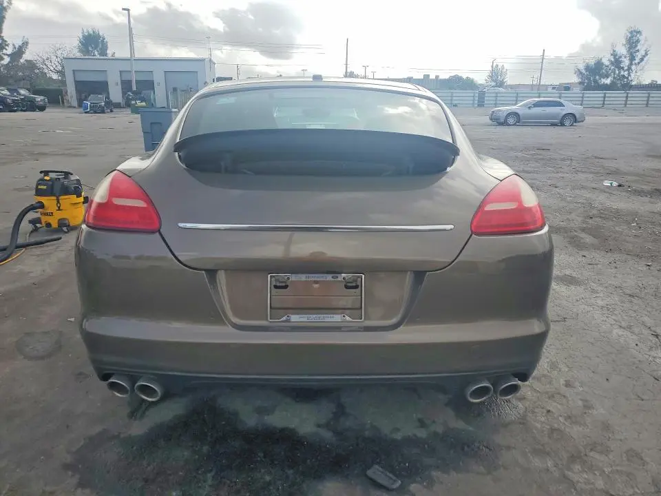 2011 PORSCHE PANAMERA S  