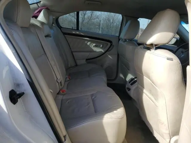 2010 FORD TAURUS LIMITED