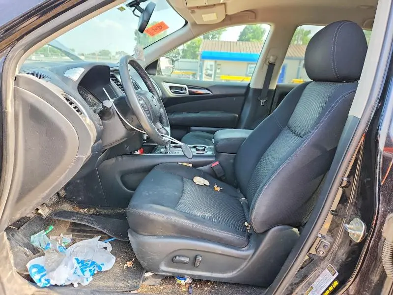 2017 NISSAN PATHFINDER SV  