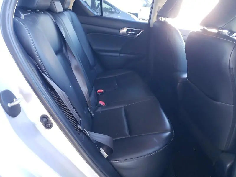 2015 LEXUS CT 200  