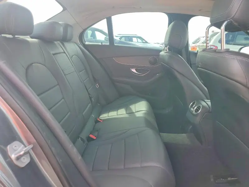 2019 MERCEDES-BENZ C 300  