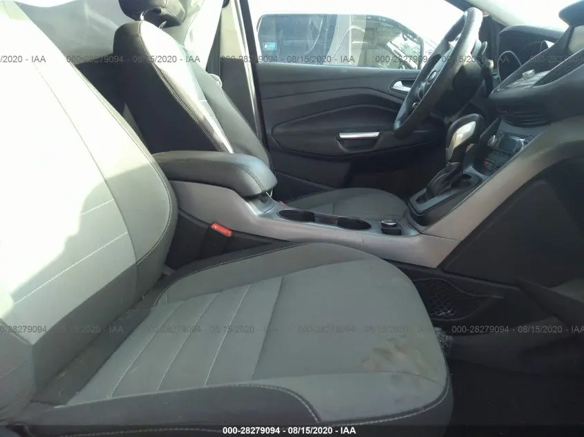 2015 FORD ESCAPE SE