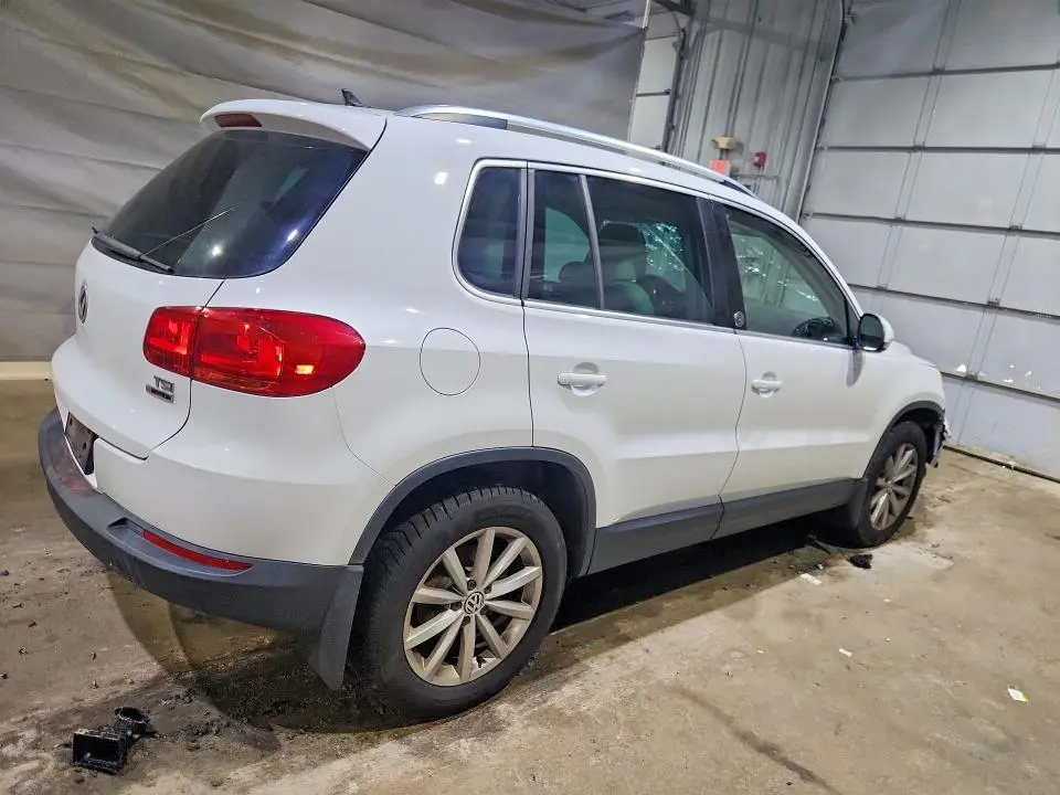 2017 VOLKSWAGEN TIGUAN WOLFSBURG  
