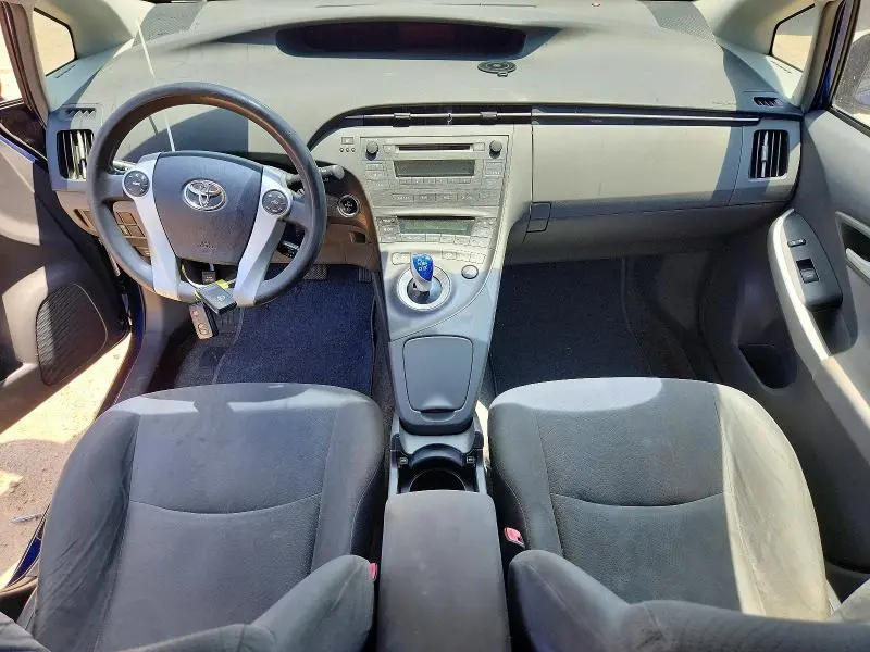 2010 TOYOTA PRIUS II  