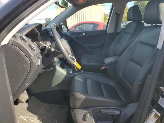 2016 VOLKSWAGEN TIGUAN S  