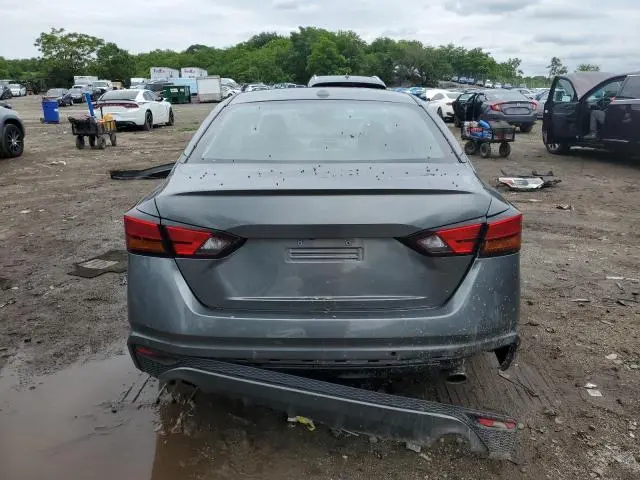 2021 NISSAN ALTIMA SR  