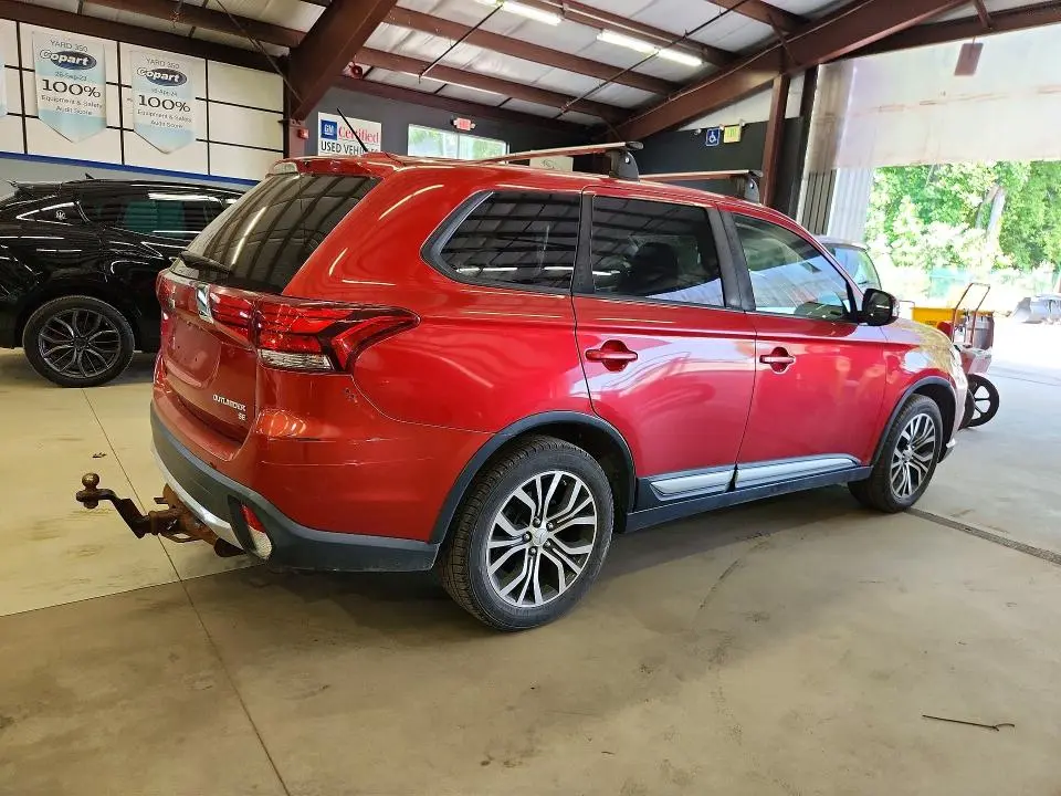 2016 MITSUBISHI OUTLANDER SE  