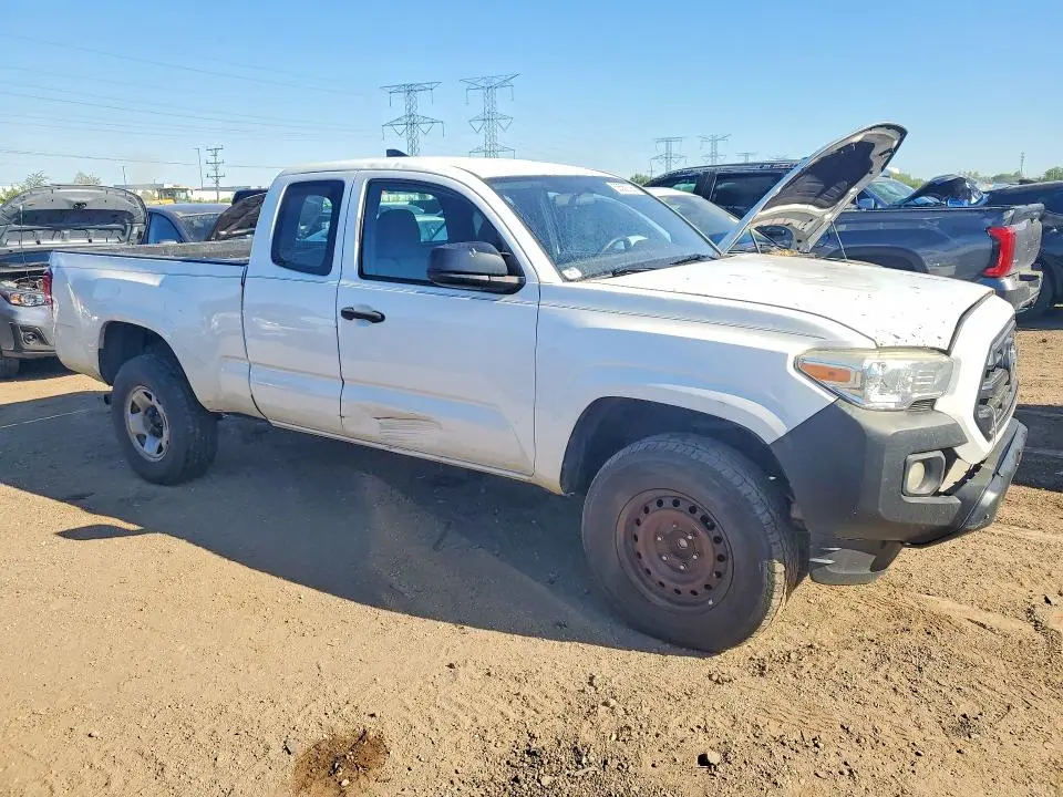 2016 TOYOTA TACOMA SR  