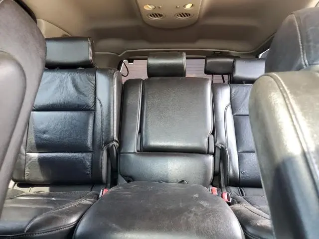 2010 NISSAN ARMADA SE