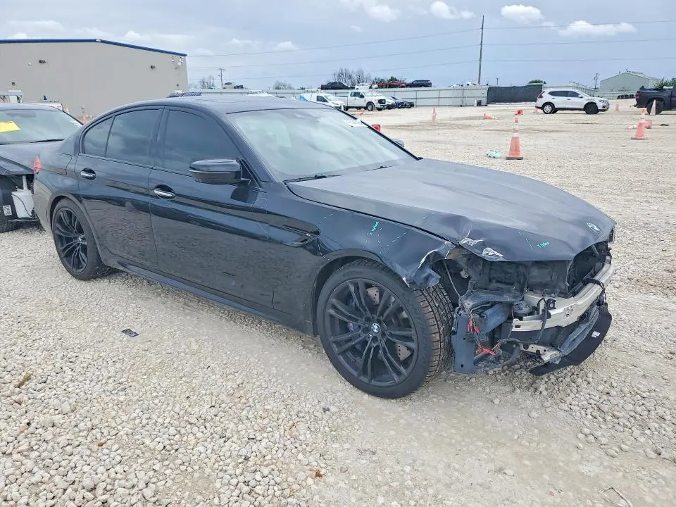 2018 BMW M5   