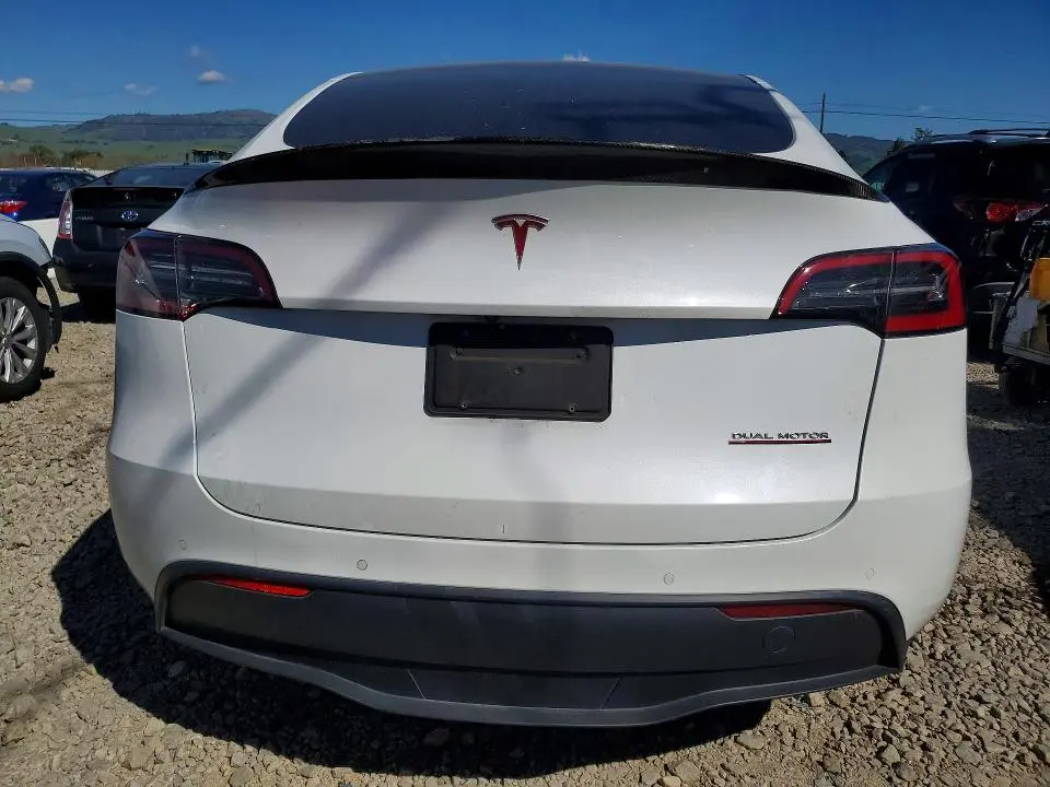 2022 TESLA MODEL Y   