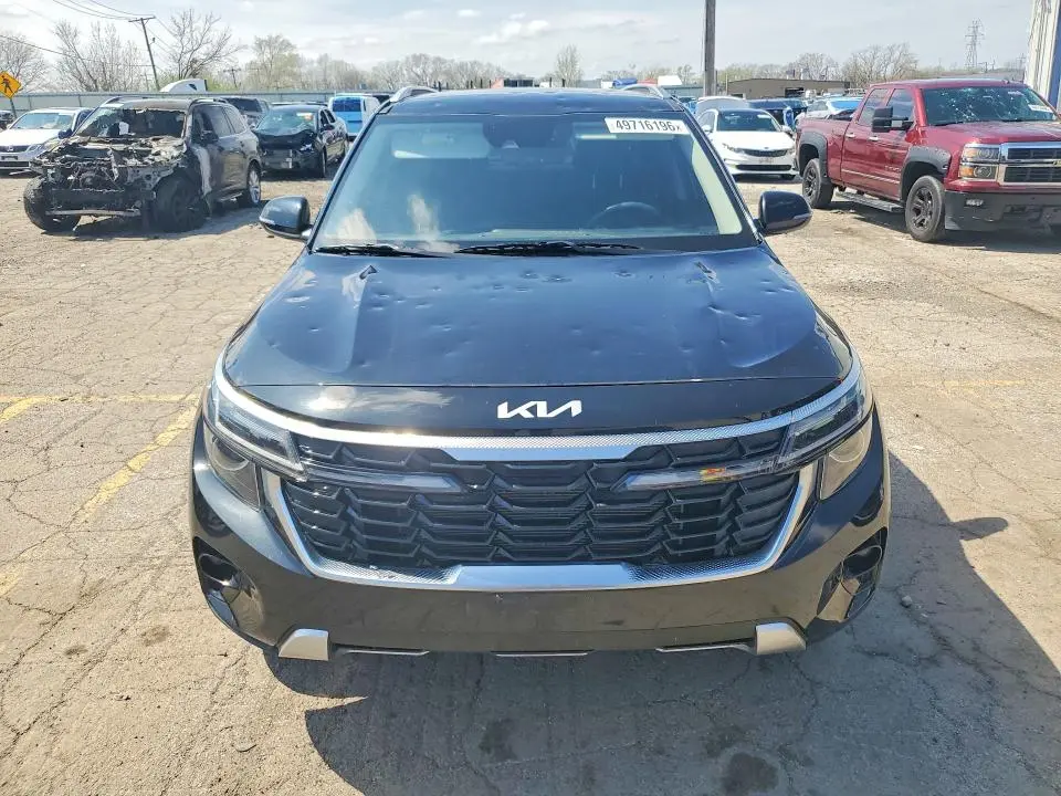2024 KIA SELTOS S  