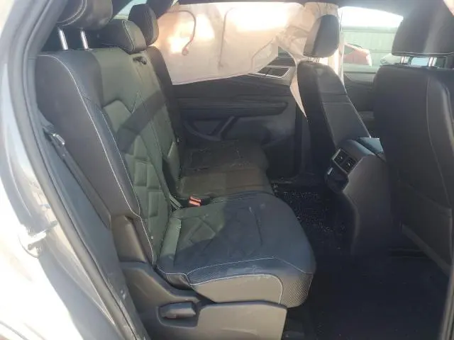 2024 VOLKSWAGEN ATLAS CROSS SPORT SE  