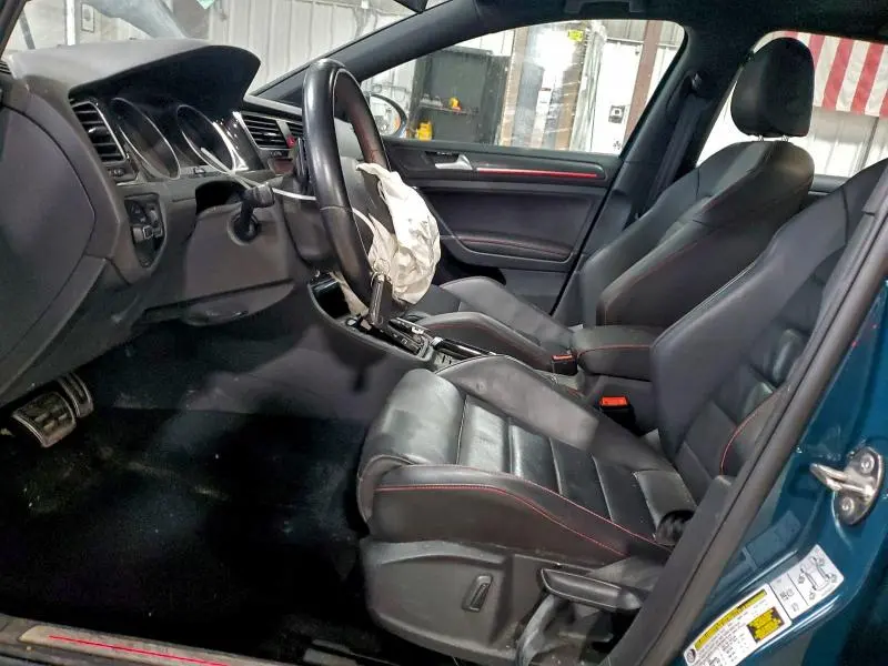 2018 VOLKSWAGEN GTI S/SE  